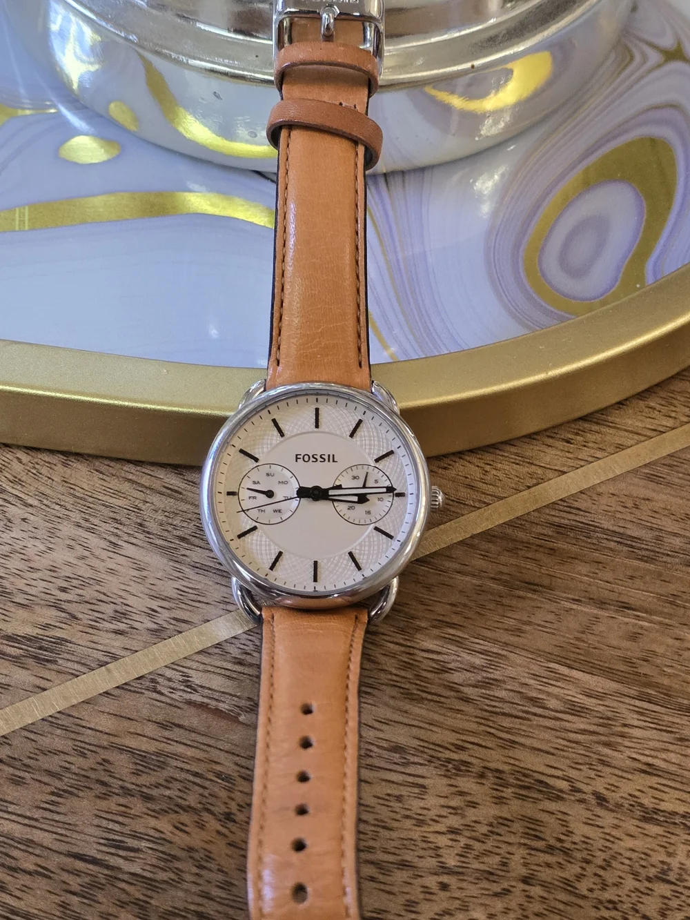 Fossil Classic Round Watch in Tan Leather